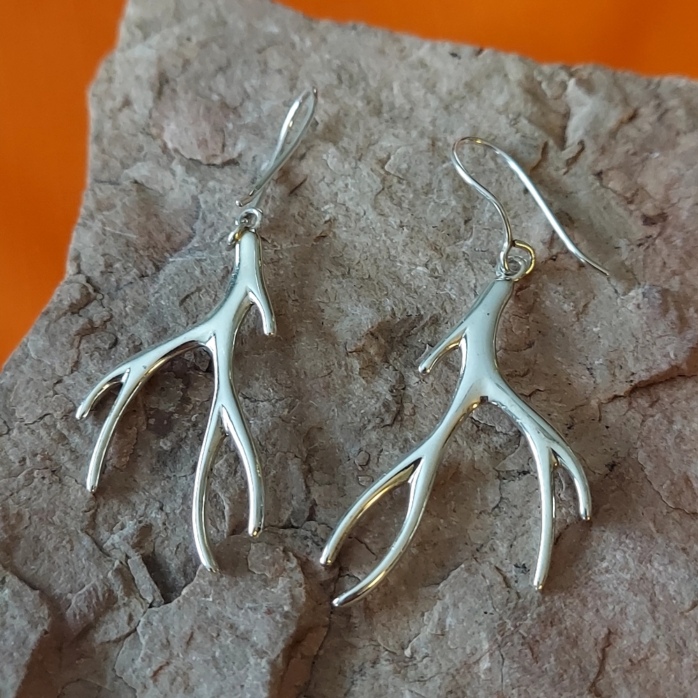 Elegant Sterling Silver Antler Earrings - Picture 3 of 12